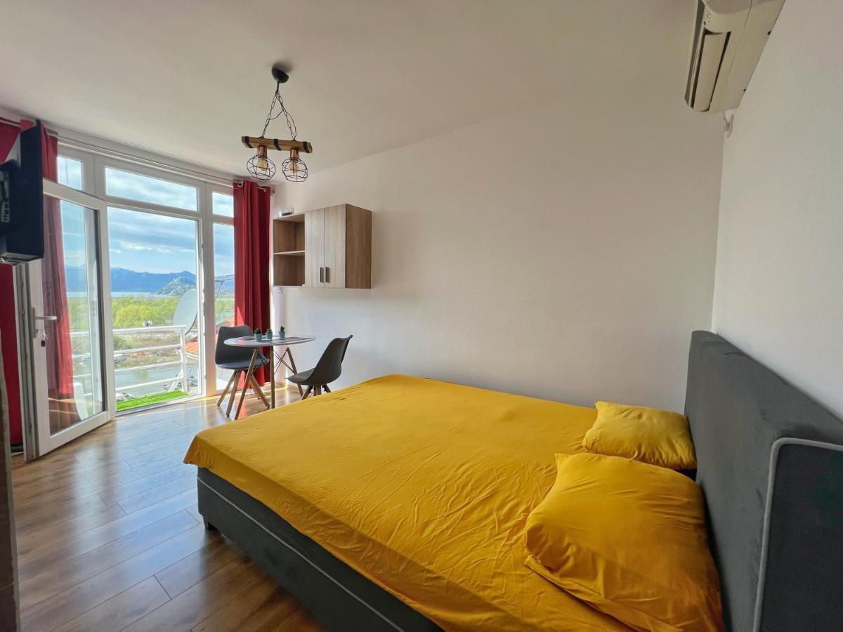 Jg Studio Apartment Vranjina Exterior photo